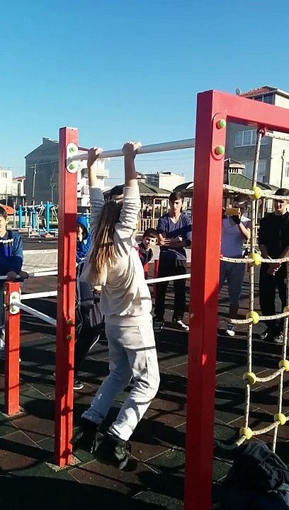 Street Workout Girl Muscle Up 11 Years Old From Turkey-Çorlu