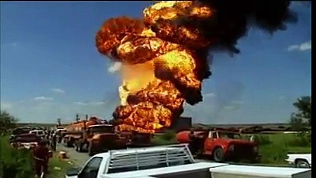 warning : this video contains graphic content and may be upsetting to some people.