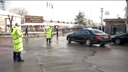Başbakan Davutoğlu, Bakanlar Kurulu Üyeleri Kahvaltıda Bir Araya Geldi