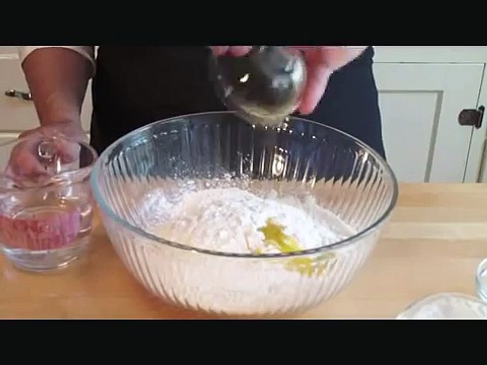 How-to-Make-Pizza-Dough