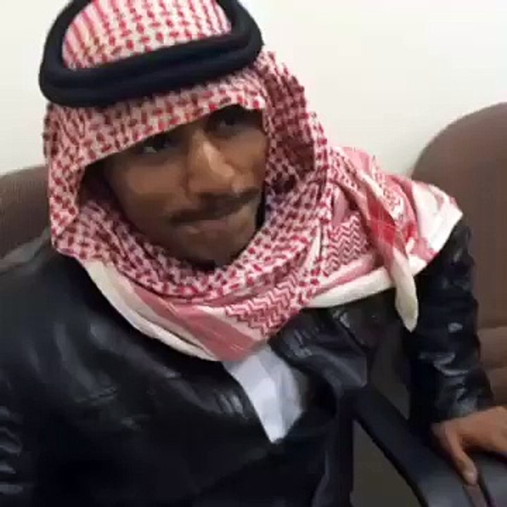 عنزي عرعر يطقطق على النصر ☺️