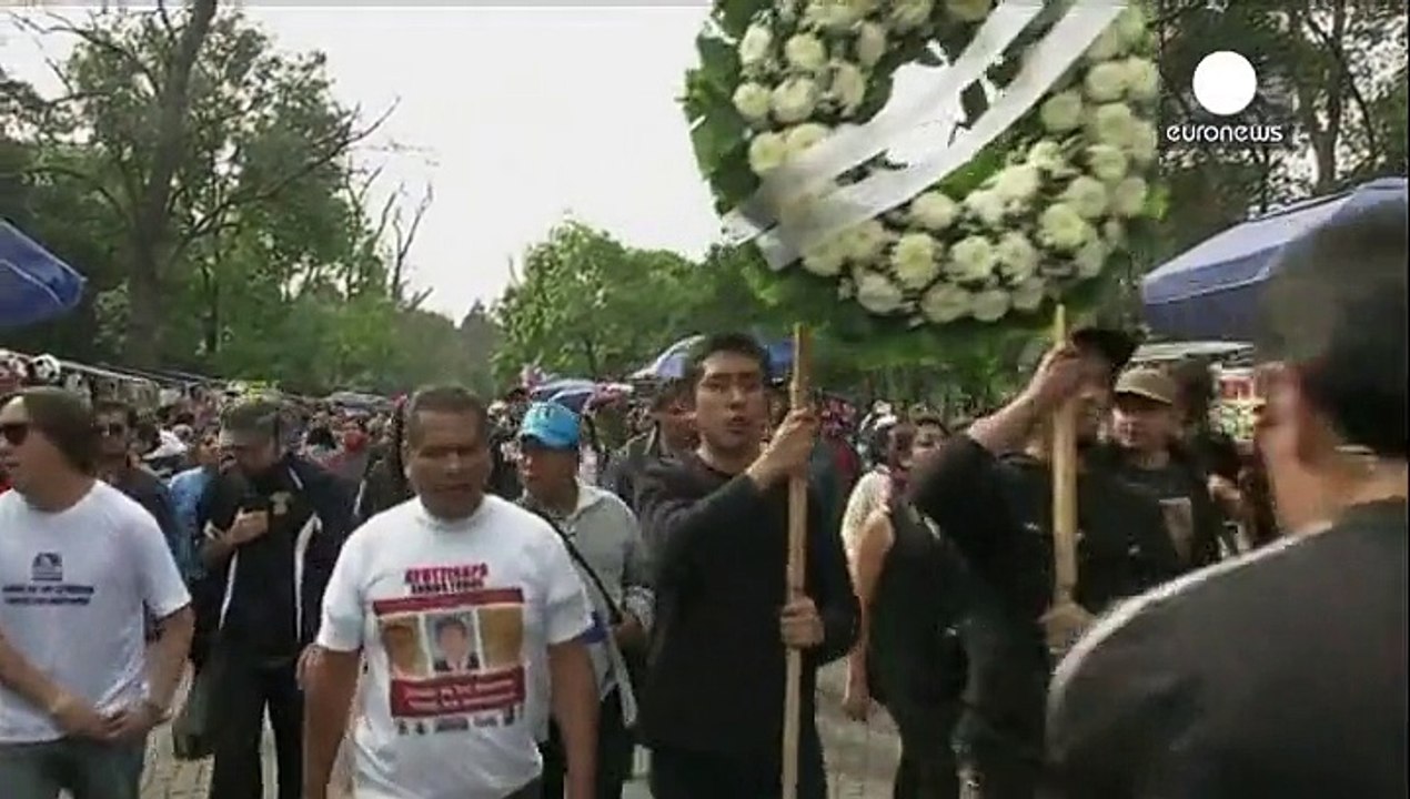 Mexiko: Familien suchen nach vermissten Studenten