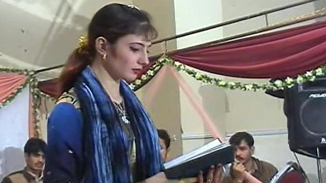 Nazia Iqbal - Za Yam Sharabi Hal Me Ogor