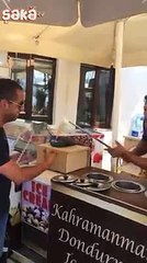 Dondurmacıdan Krize Sokan Gösteri