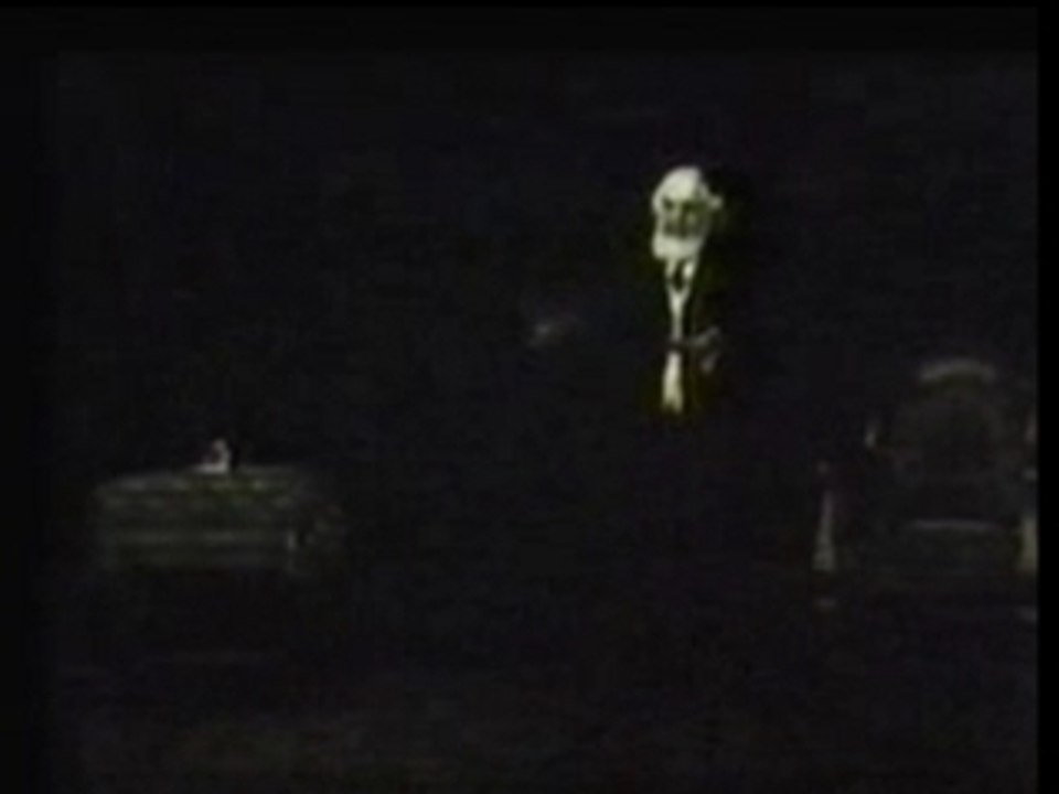 Short clip of Pastor Russell Talking