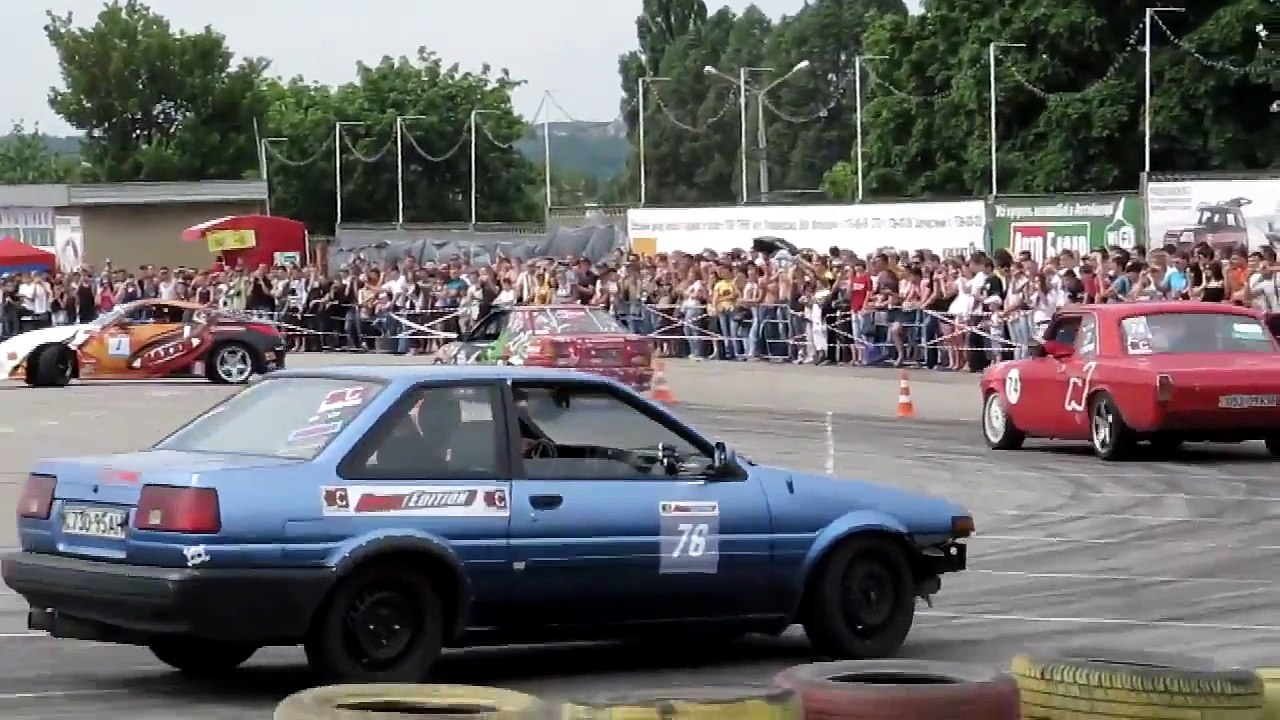 Drifting cars! - Drifting videos