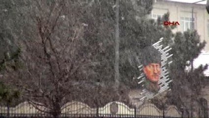 Sivas'ta Kar Yağışı Hayatı Olumsuz Etkiledi