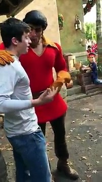 Birisi Güç Gösterisi mi Dedi