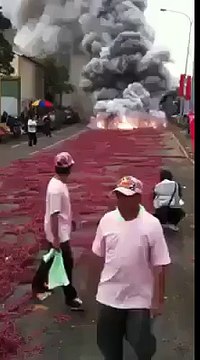 woow amazing atish bazi watch n share