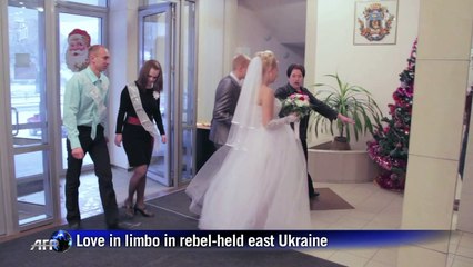 Love in limbo in rebel-held east Ukraine