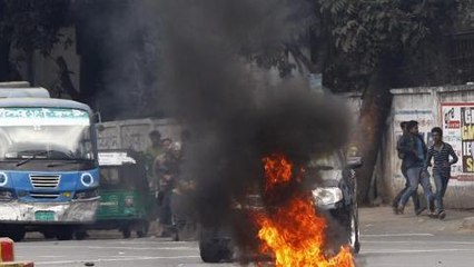 Bangladesh opposition take to the streets despite ban