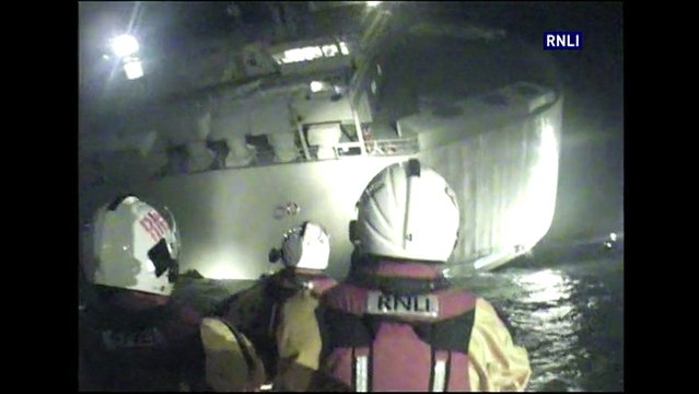 Naufrágio deixa oito mortos no Reino Unido