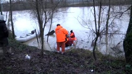 Sakarya Nehri'ne Düşen Süleyman Abışka'yı Arama Çalışmaları