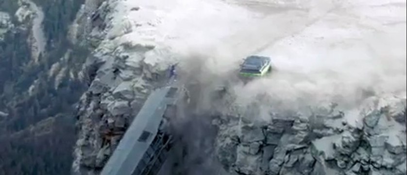 Fast and Furious 7 Official Trailer - Vin Diesel, Michelle Rodriguez, Must Watch - comings-movies-trailers