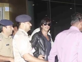 Snapped! Shah Rukh Khan & his family