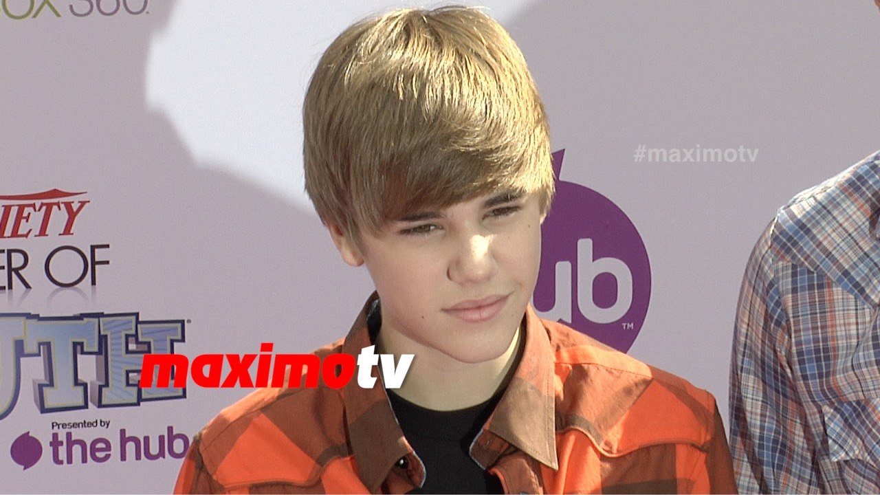 Justin Bieber Flashback: Flipping Hair Madness