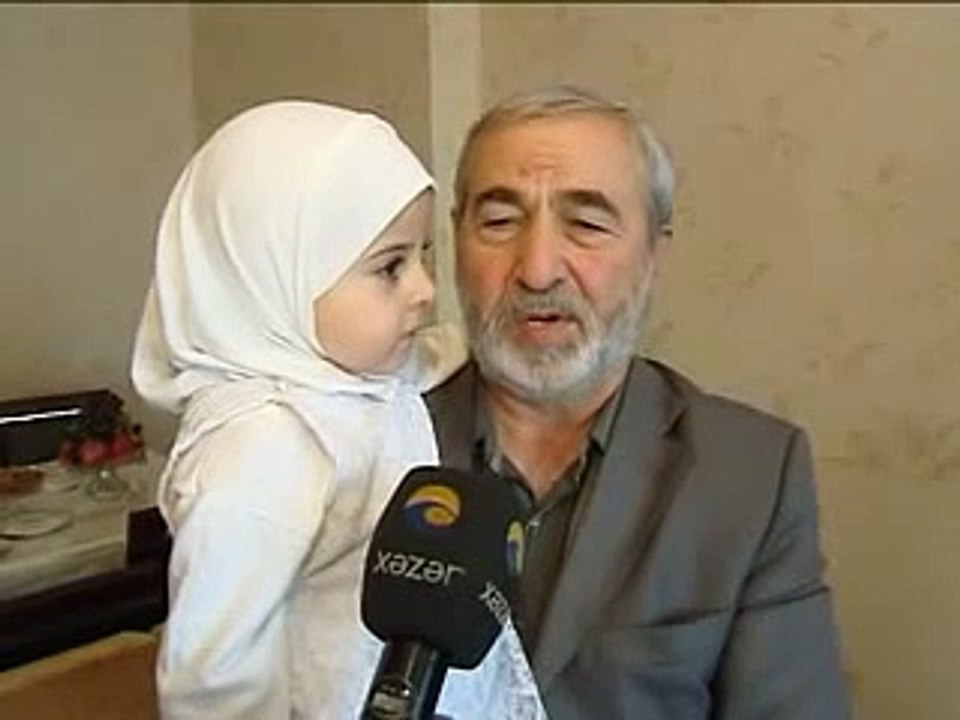 CUTE BABY RECITING HOLY QURAN