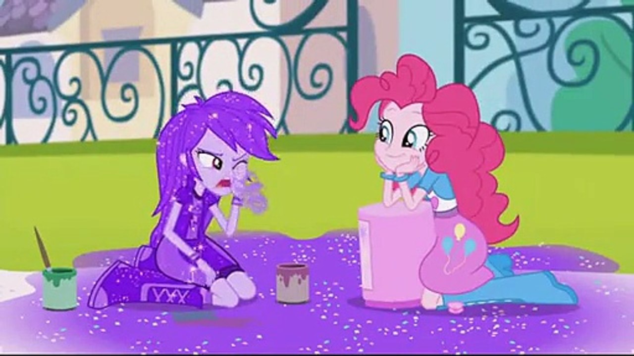 Pinkie-aux-baguettes-My-little-pony-Equestria-girls-Rainbow-rocks VF