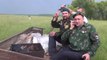 FAIL : Quand des Russes font un barbecue dans une camionnette qui roule à pleine vitesse