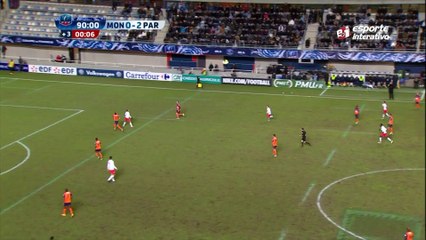 Lucas ganha dividia com zagueiro, bate cruzado e marca um belo gol!