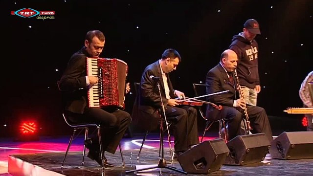 49. bölüm selim sesler sesler 2010