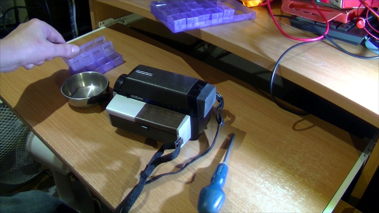 Kodak XL33 Movie Camera Teardown. Part 1 of 2 parts. Super 8 cinecamera