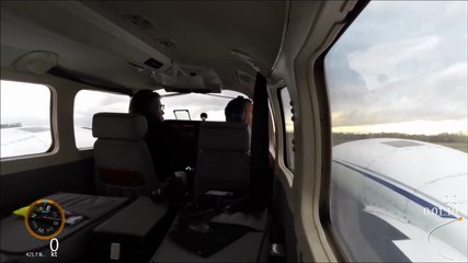 Conversation entre la Gendarmerie et la Tour de contrôle