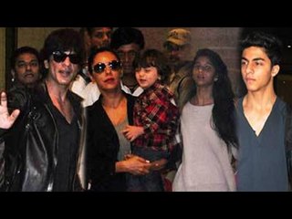 Shahrukh And Family Caught on Camera After Dubai Trip