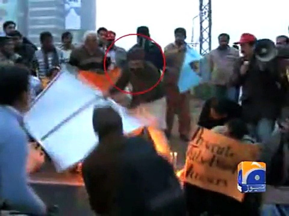 Geo News Headlines 6 January 2015_ FIR lodged against 7 Suspects Taseer vigil at