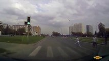 Lucky drivers and lucky walkers : Close Calls - Epic Dash Cam Compilation