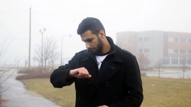 Taking photos (White people vs. Pathans)