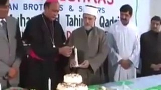 Dr Tahir ul Qadri Celebrating Christmas on Christmas Day