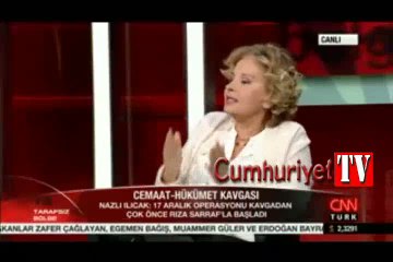 Nazlı Ilıcak yine yaptı: Hırsız-Polis kavgası