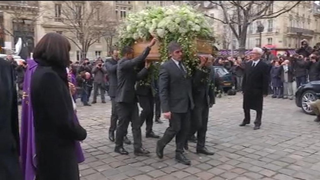 Funérailles de Jacques Chancel: Francis Huster et Jean-Marie Cavada lui rendent hommage