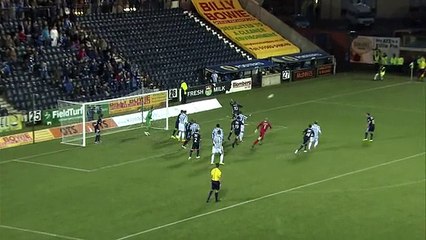 Crazy climax as keeper comes for corner but loses goal on the break!