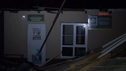 Osmaniye'de Fırtına Çatıları Uçurdu