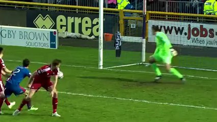 Dons close in on top spot after battling win at Caley