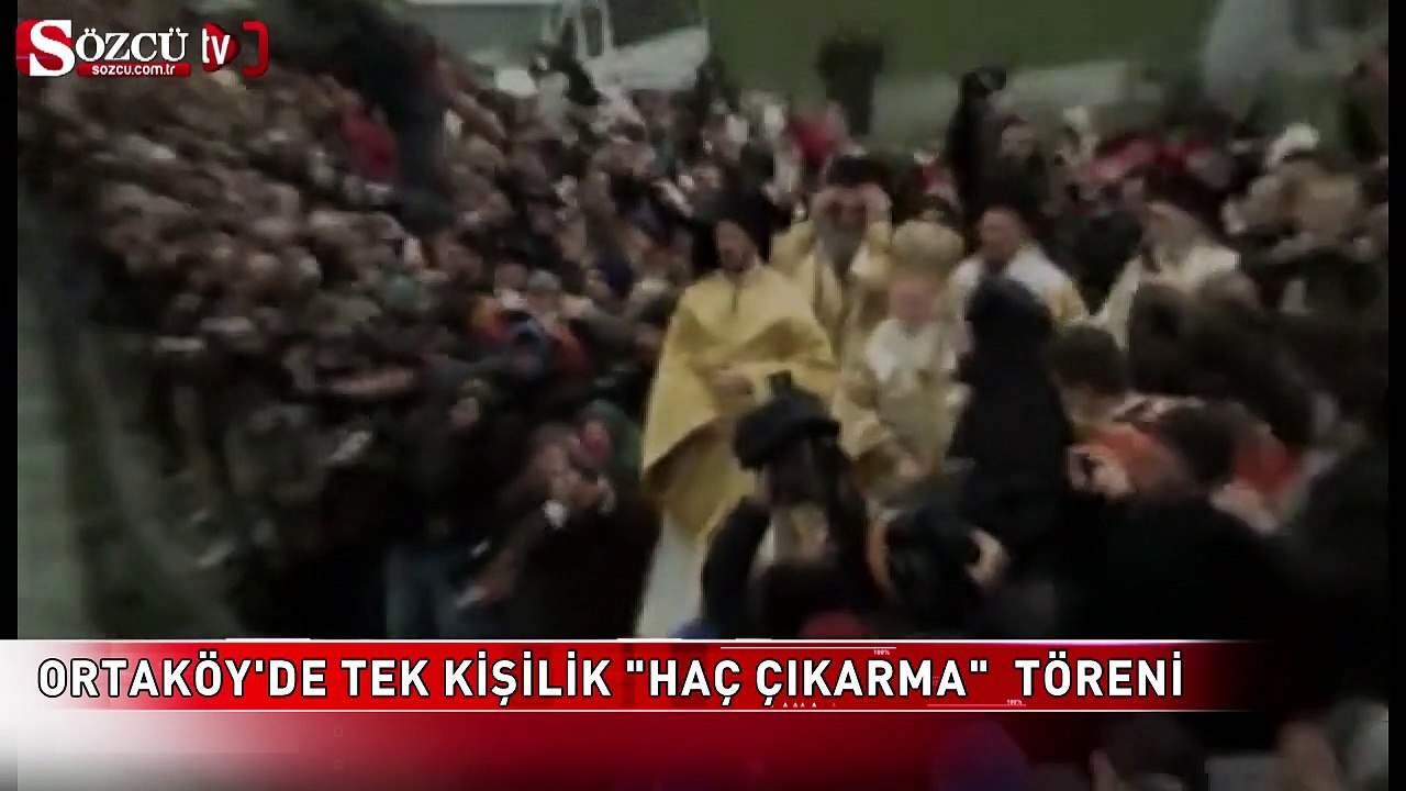 Tek kişilik 'haç çıkarma' töreni