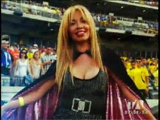 Los restos de Sharon “La Hechicera” son velados en el coliseo de Durán