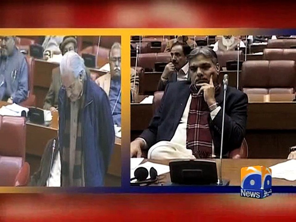 Raza Rabbani bursts into tears as Senate passes 21st amendment-Geo Reports-06 Jan 2015