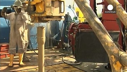 تراجع اسعار النفط لمستويات منخفضة جديدة