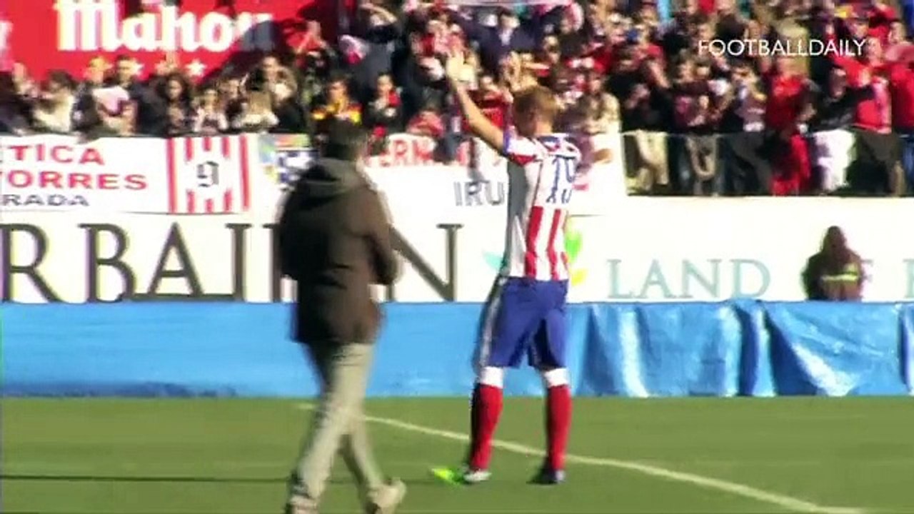 Atlético Madrid unveil new signing Fernando Torres
