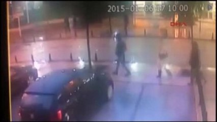 Saldırı Anı Güvenlik Kamerasında...