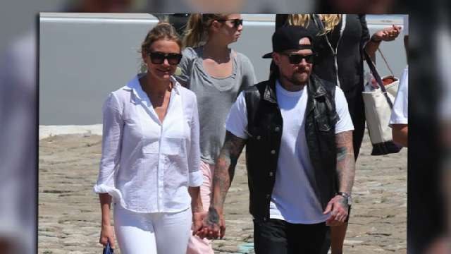 Cameron Diaz, Benji Madden Tie The Knot