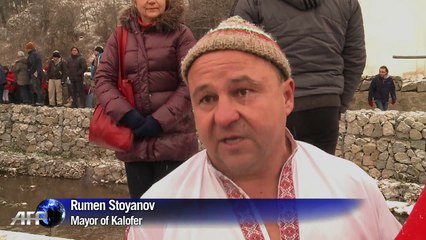 Bulgarians mark Epiphany with plunge into icy waters