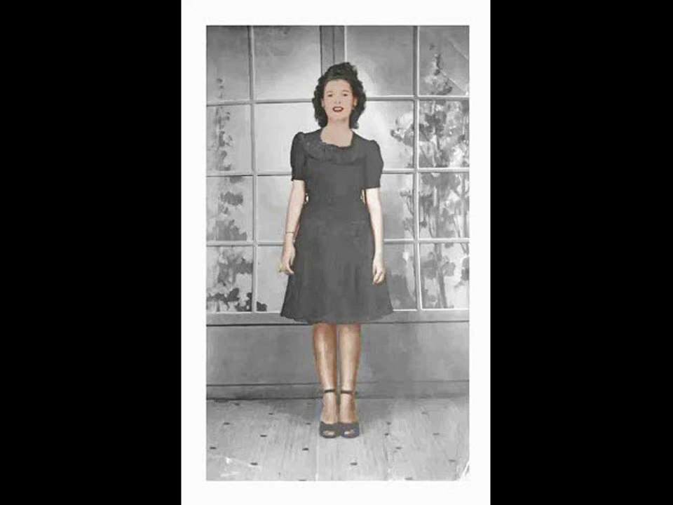 Colorisation of a photograph of a Lakota/French woman