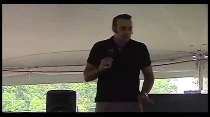 Mario Kombou sings Western Union at Elvis Week video