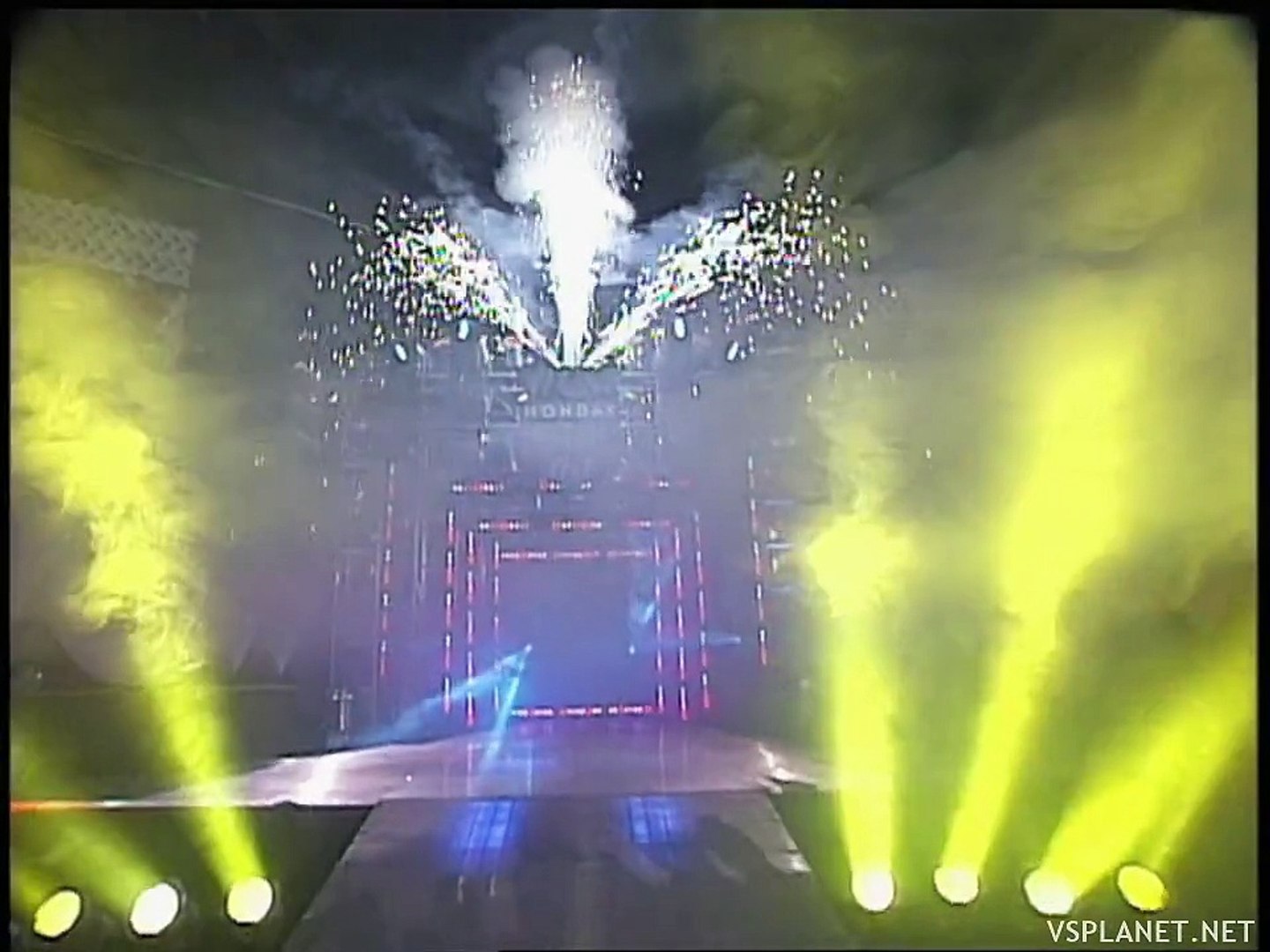 ⁣Roddy Piper opens WCW Monday Nitro 09.12.1996