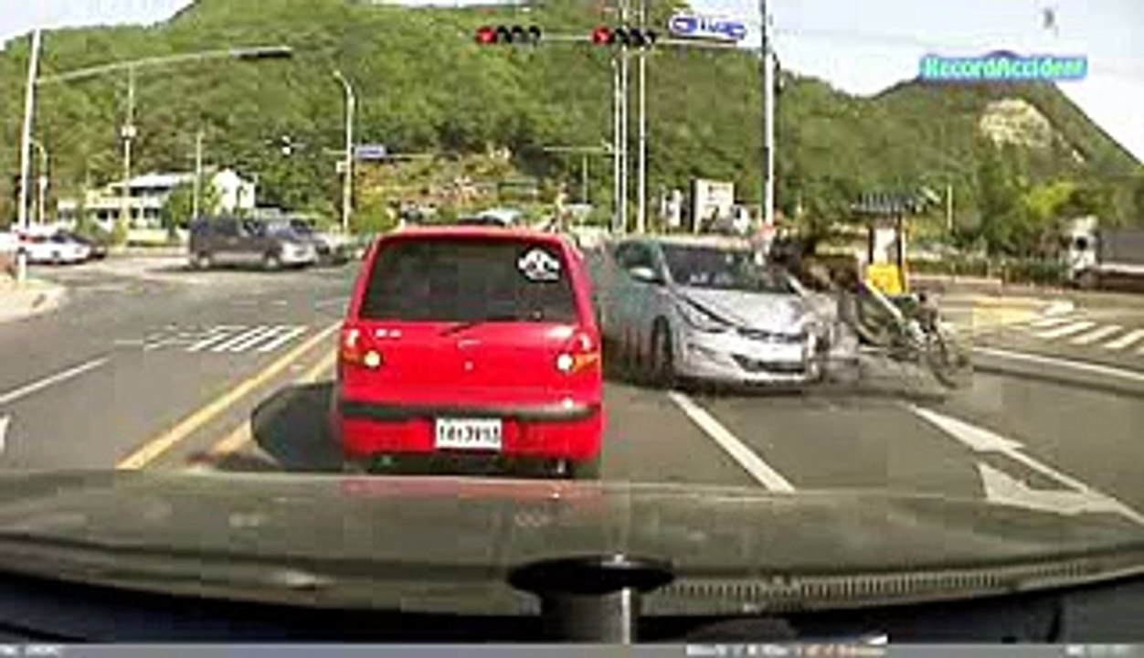 Crazy Motorcycle Crash Compilation