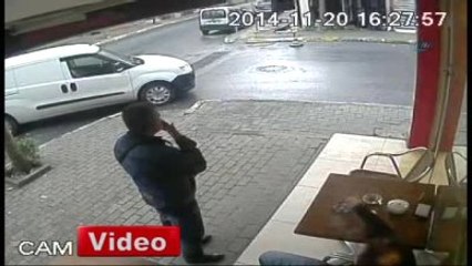 Minibüs Herkesin Gözü Önünde Böyle Çalındı!